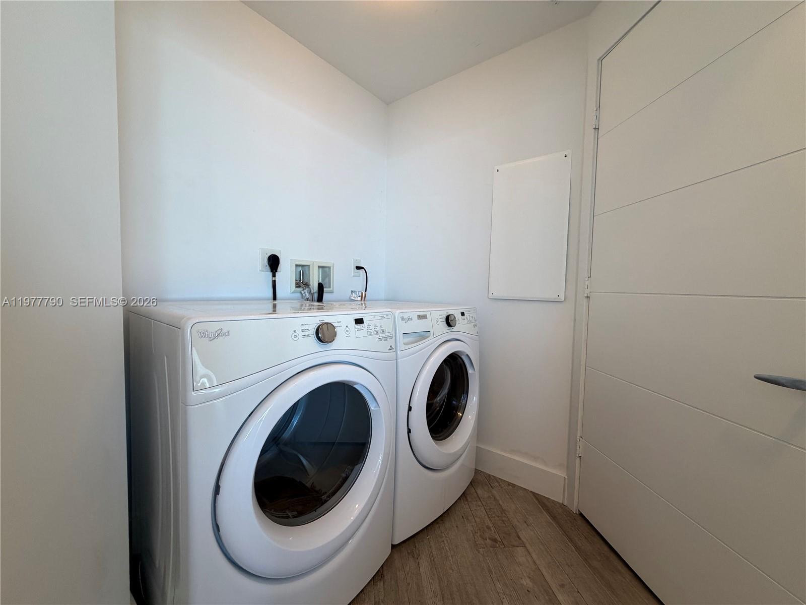 MARINA PALMS RESIDENCES S - Residential Lease