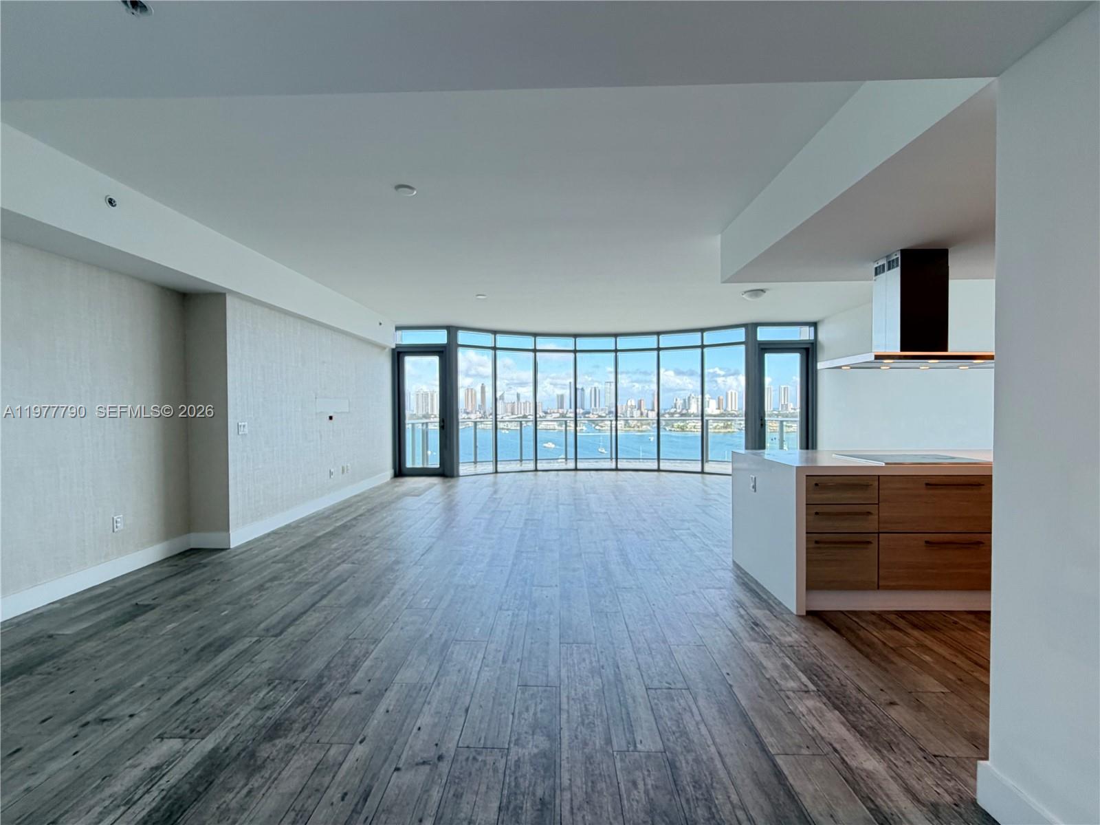 MARINA PALMS RESIDENCES S - Residential Lease