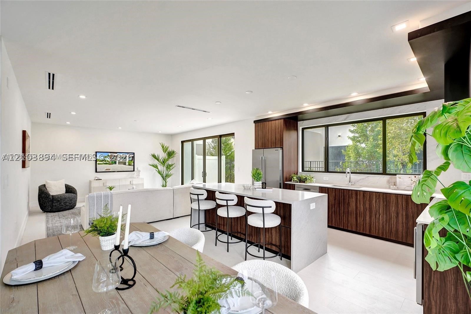 4648 SW 32 ND AVE B-3