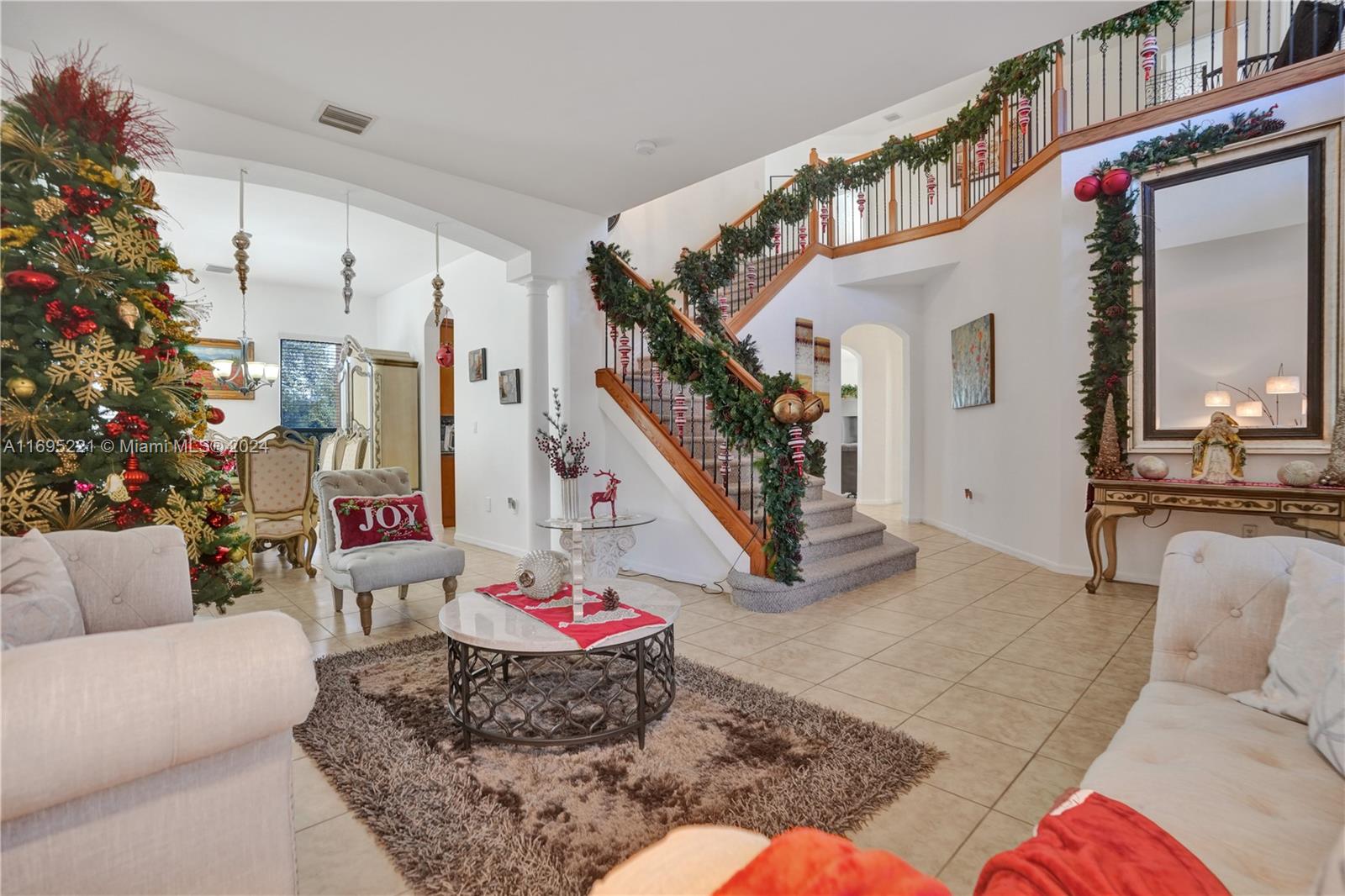 RESERVE AT HUNTINGTON 174 - Residential