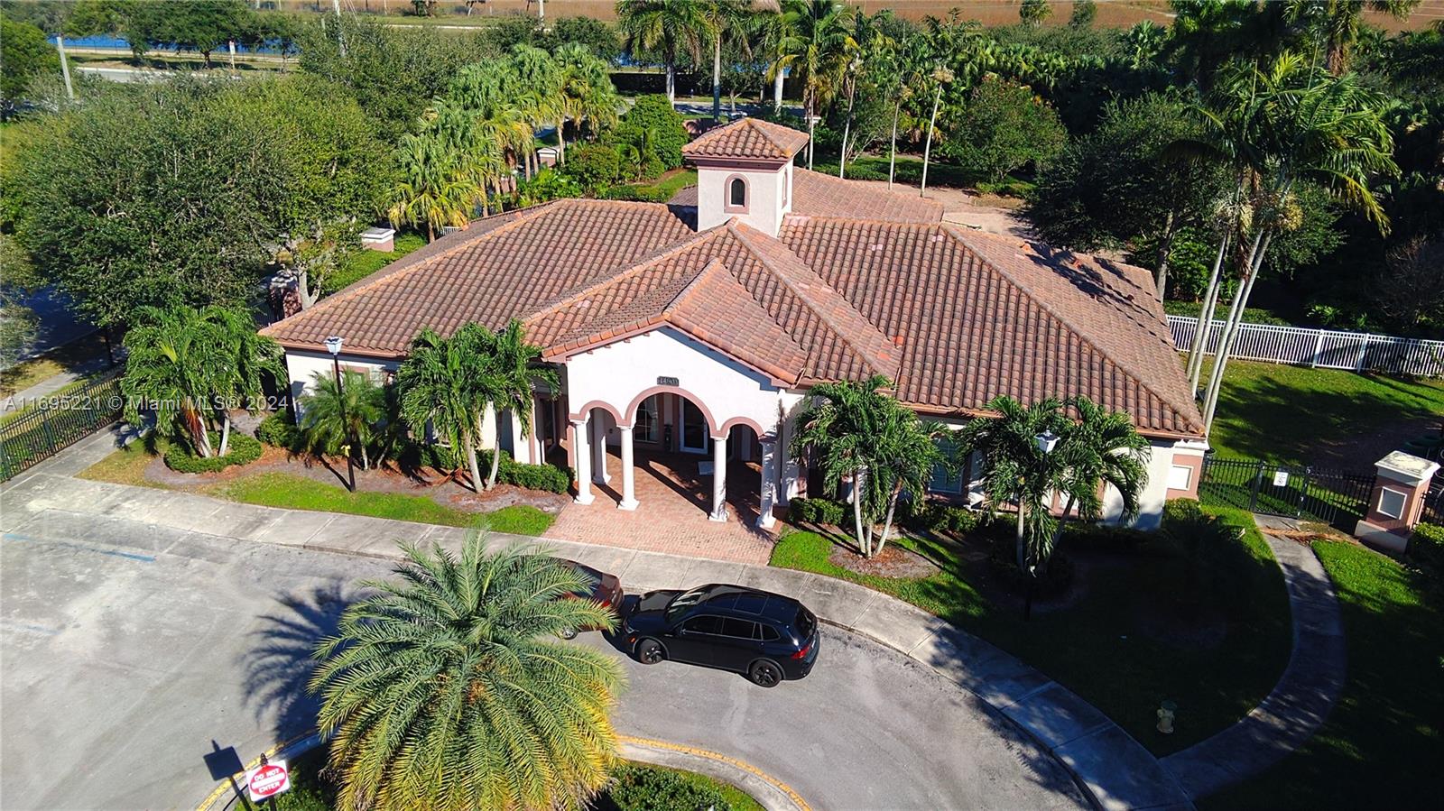 RESERVE AT HUNTINGTON 174 - Residential