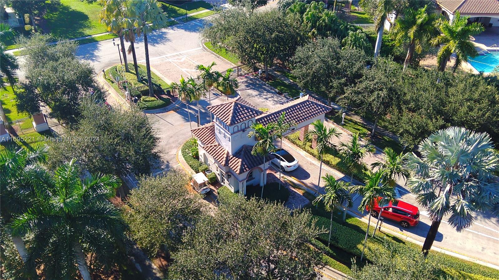 RESERVE AT HUNTINGTON 174 - Residential