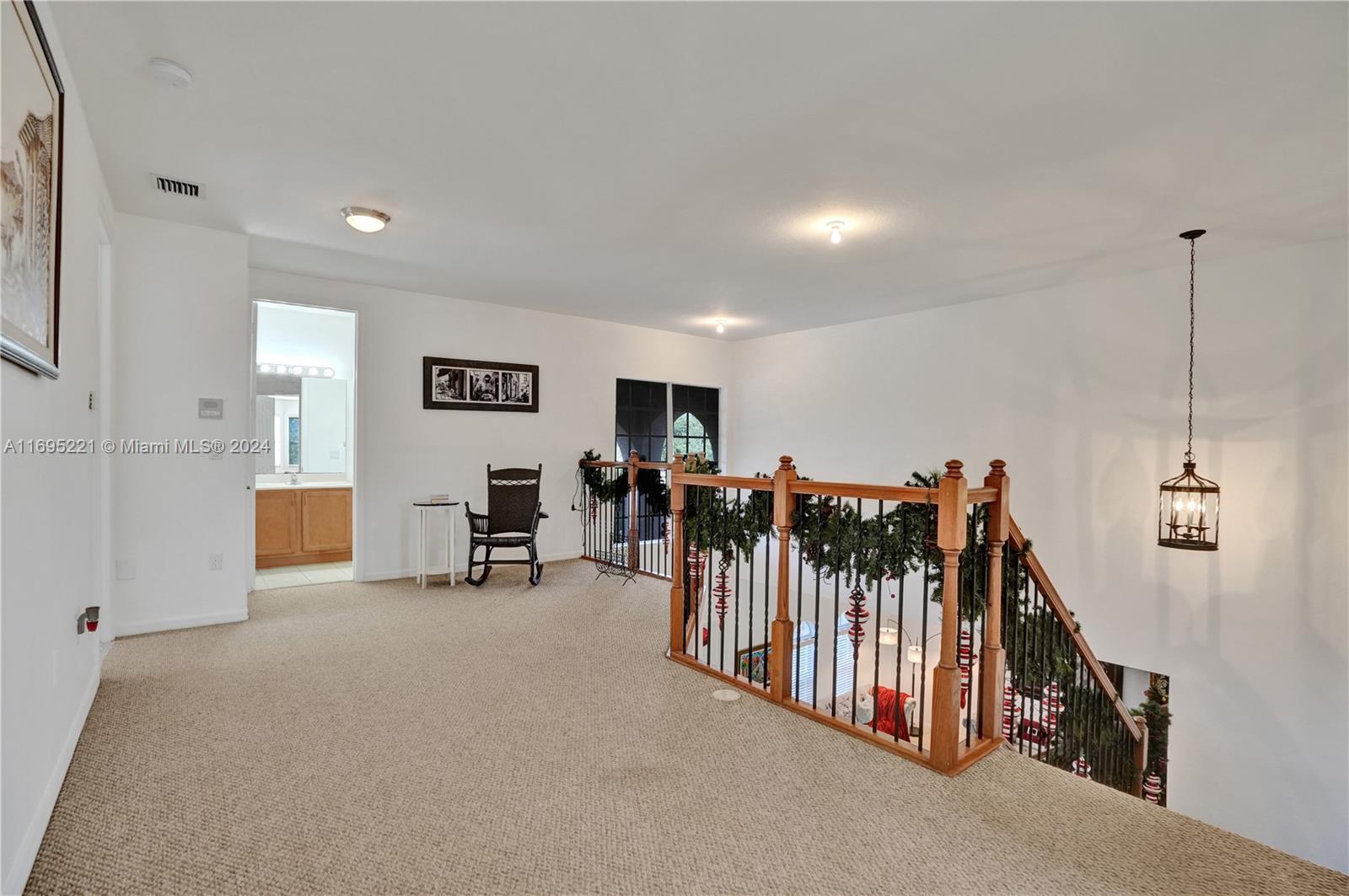 RESERVE AT HUNTINGTON 174 - Residential