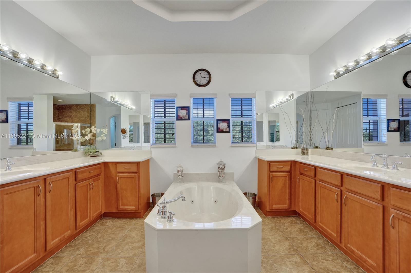 RESERVE AT HUNTINGTON 174 - Residential