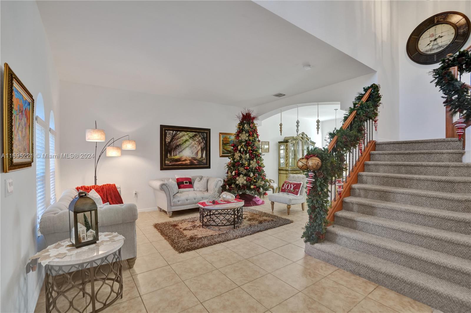 RESERVE AT HUNTINGTON 174 - Residential