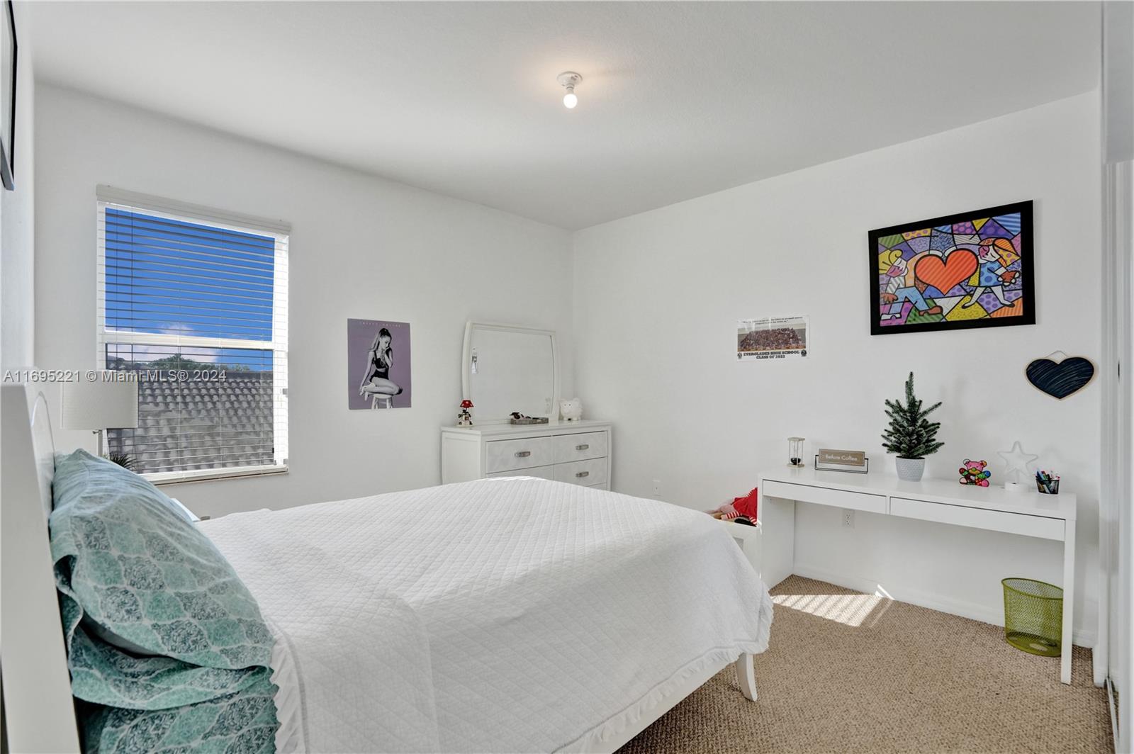 RESERVE AT HUNTINGTON 174 - Residential