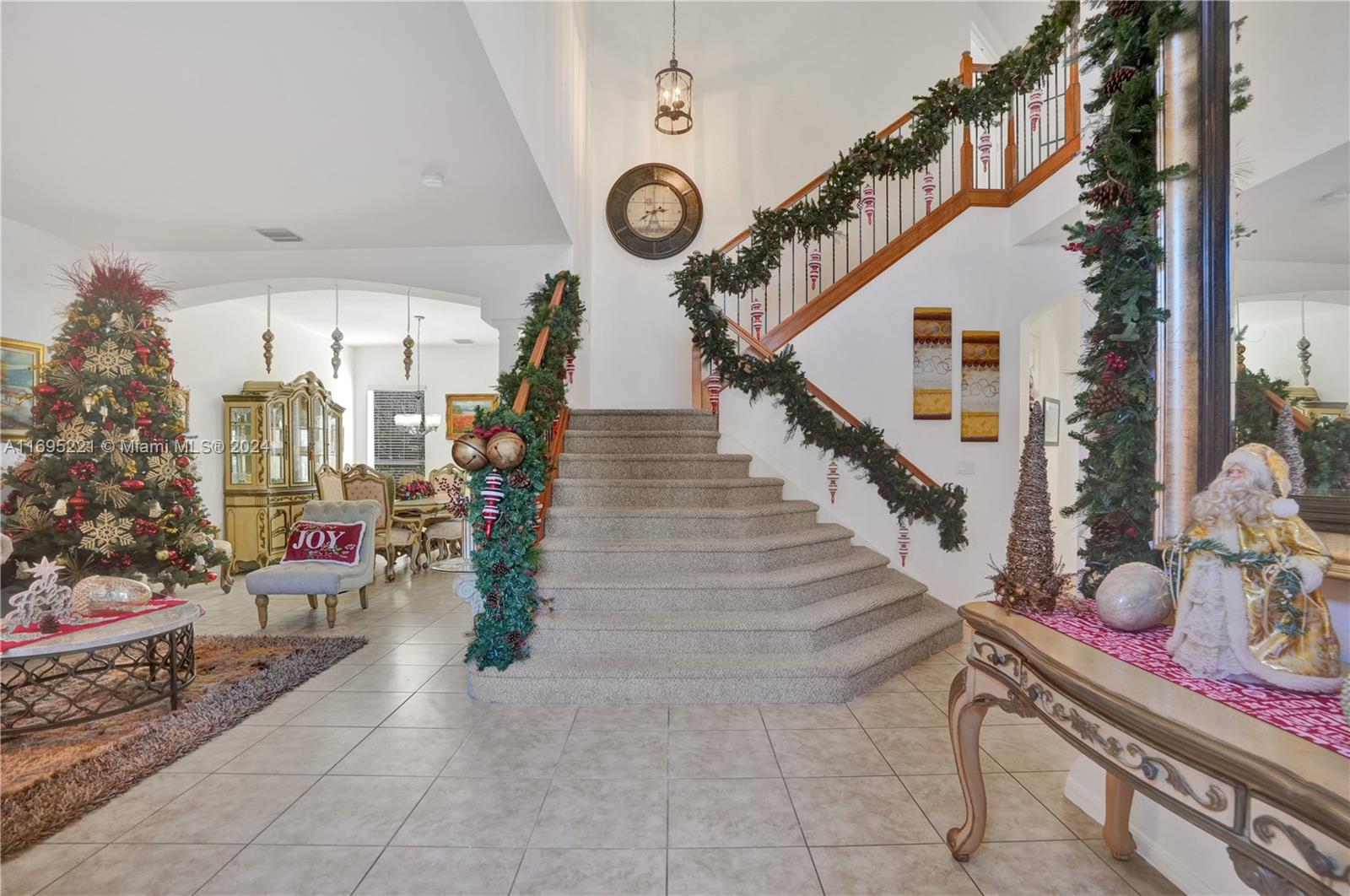 RESERVE AT HUNTINGTON 174 - Residential