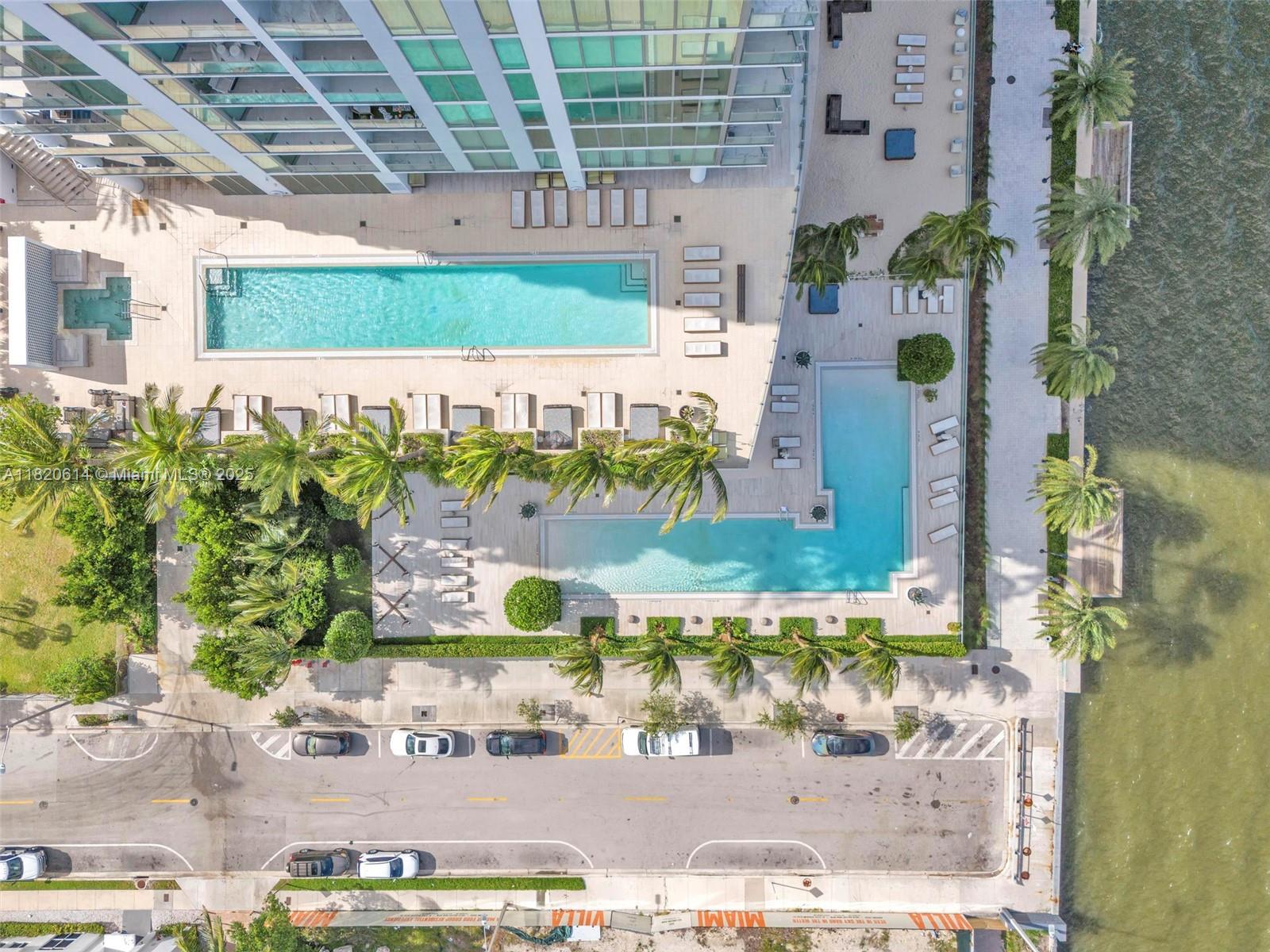 BISCAYNE BEACH CONDO - Residential