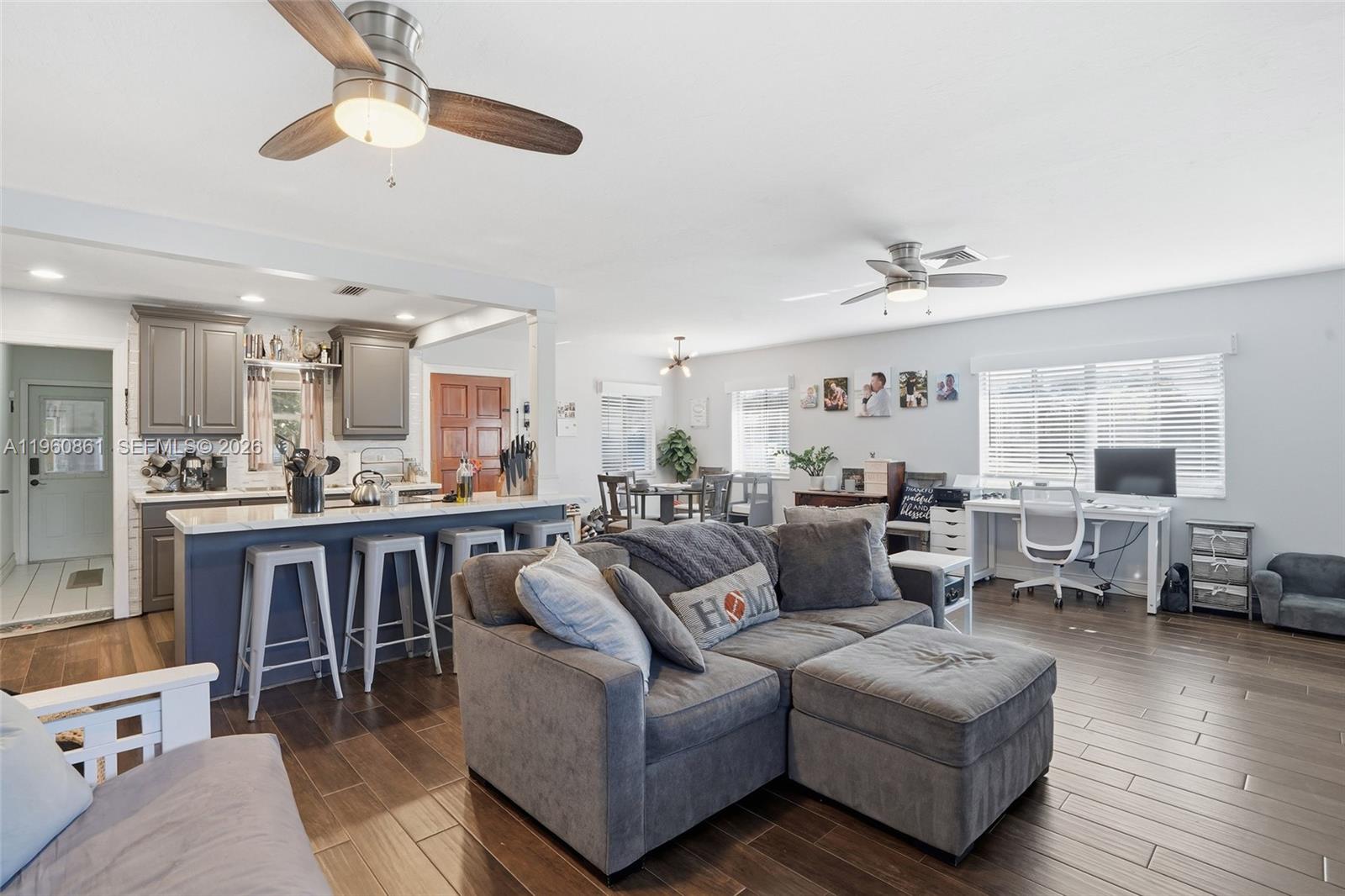 PALM CITY PARK - Residential