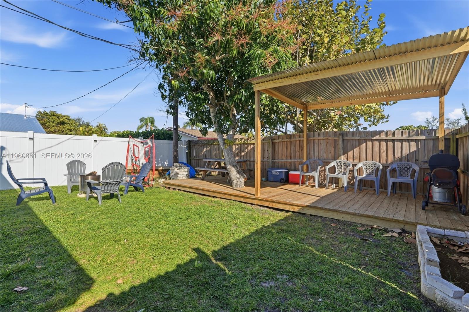 PALM CITY PARK - Residential