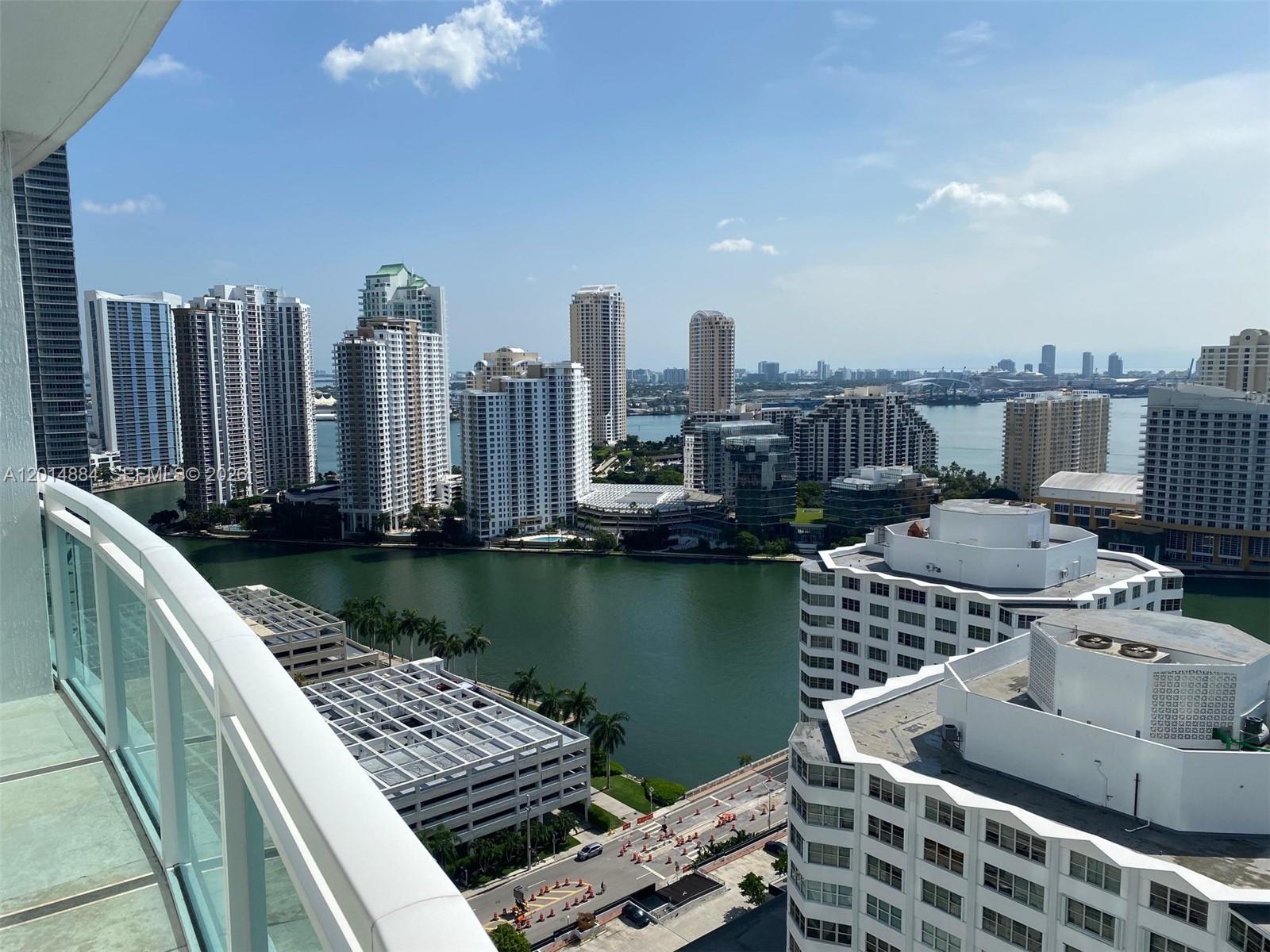 THE PLAZA 851 BRICKELL CO - Residential Lease