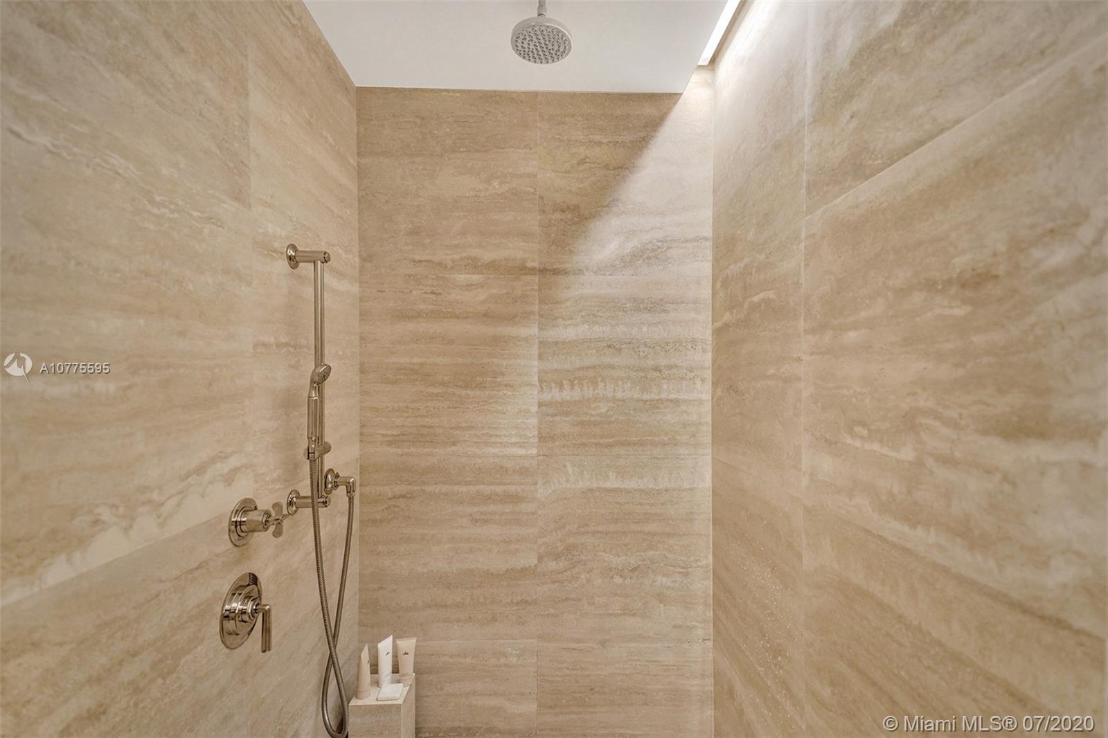 SURF CLUB CONDO - Residential