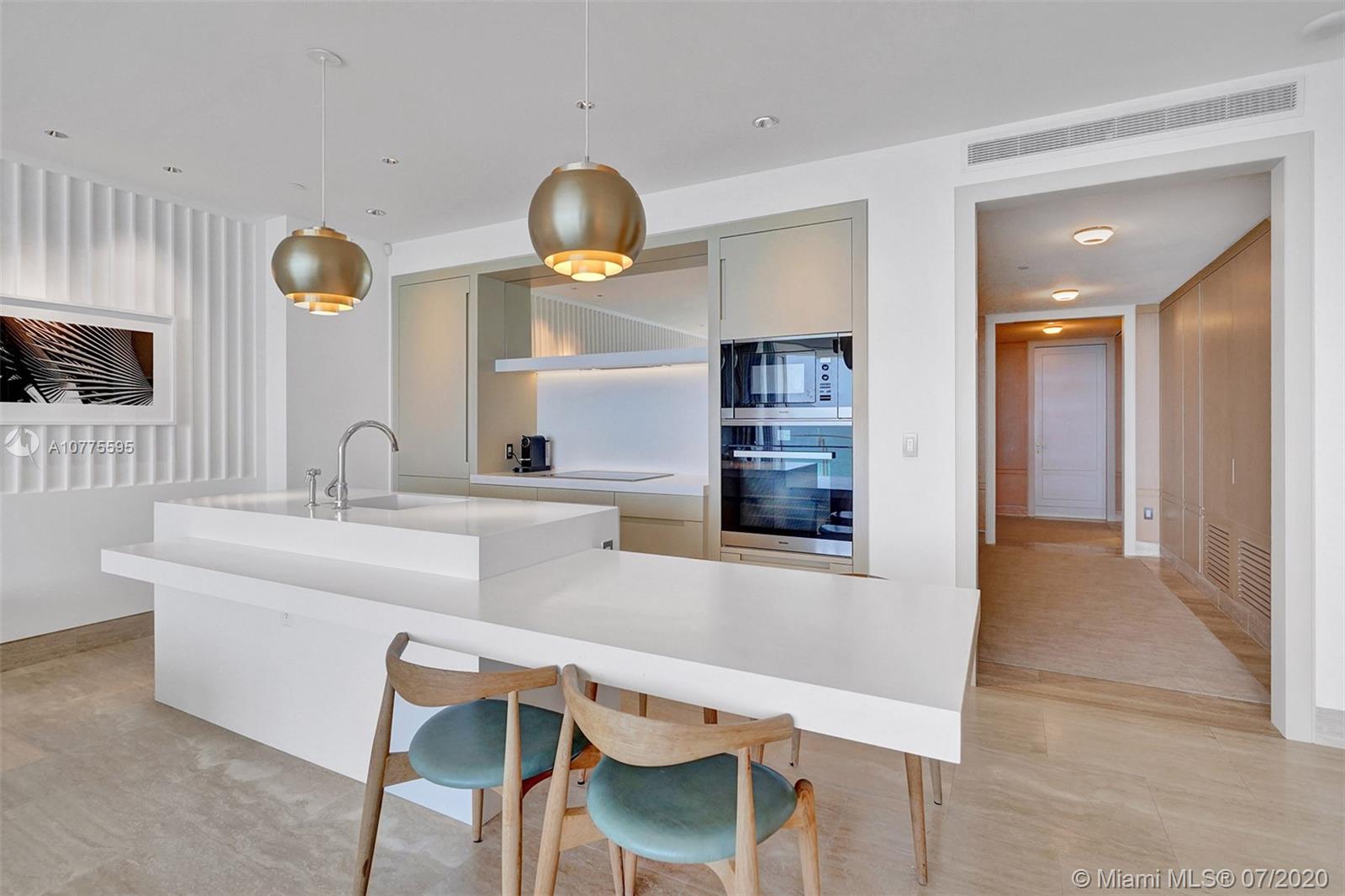 SURF CLUB CONDO - Residential