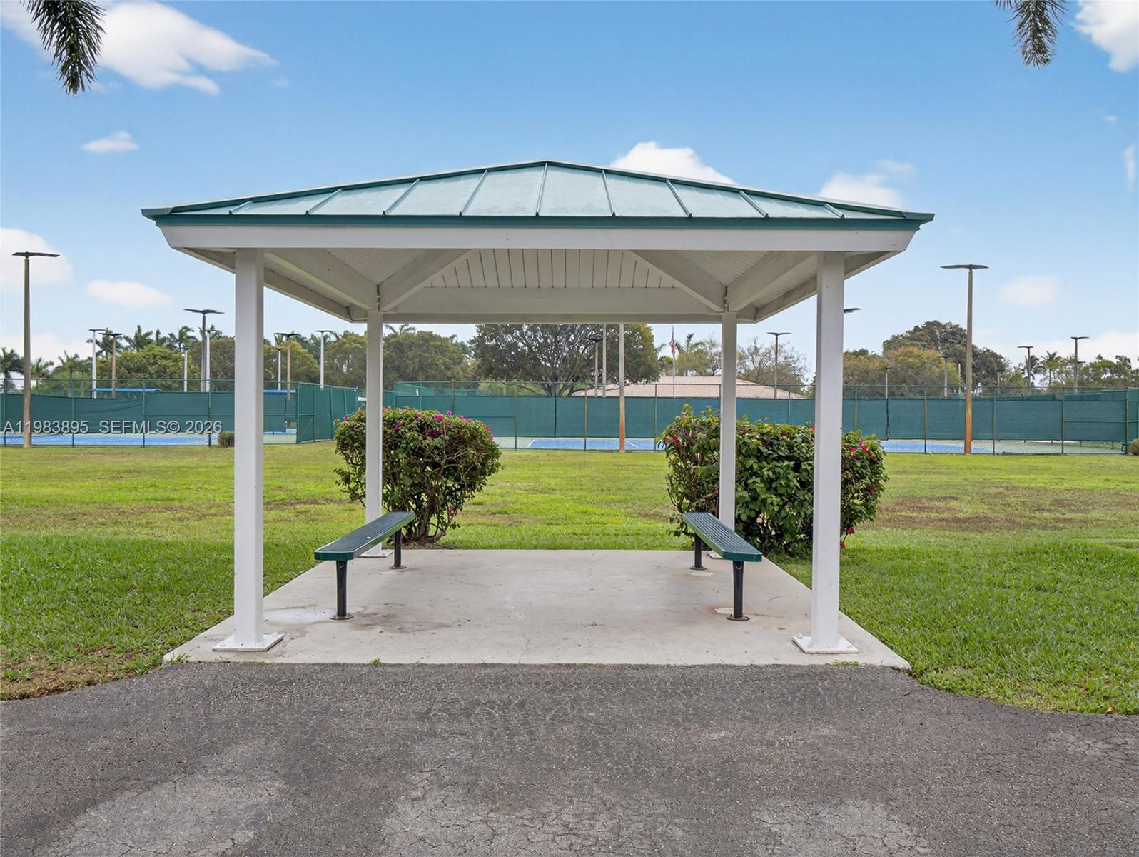 SILVER LAKES PHASE III RE - Residential