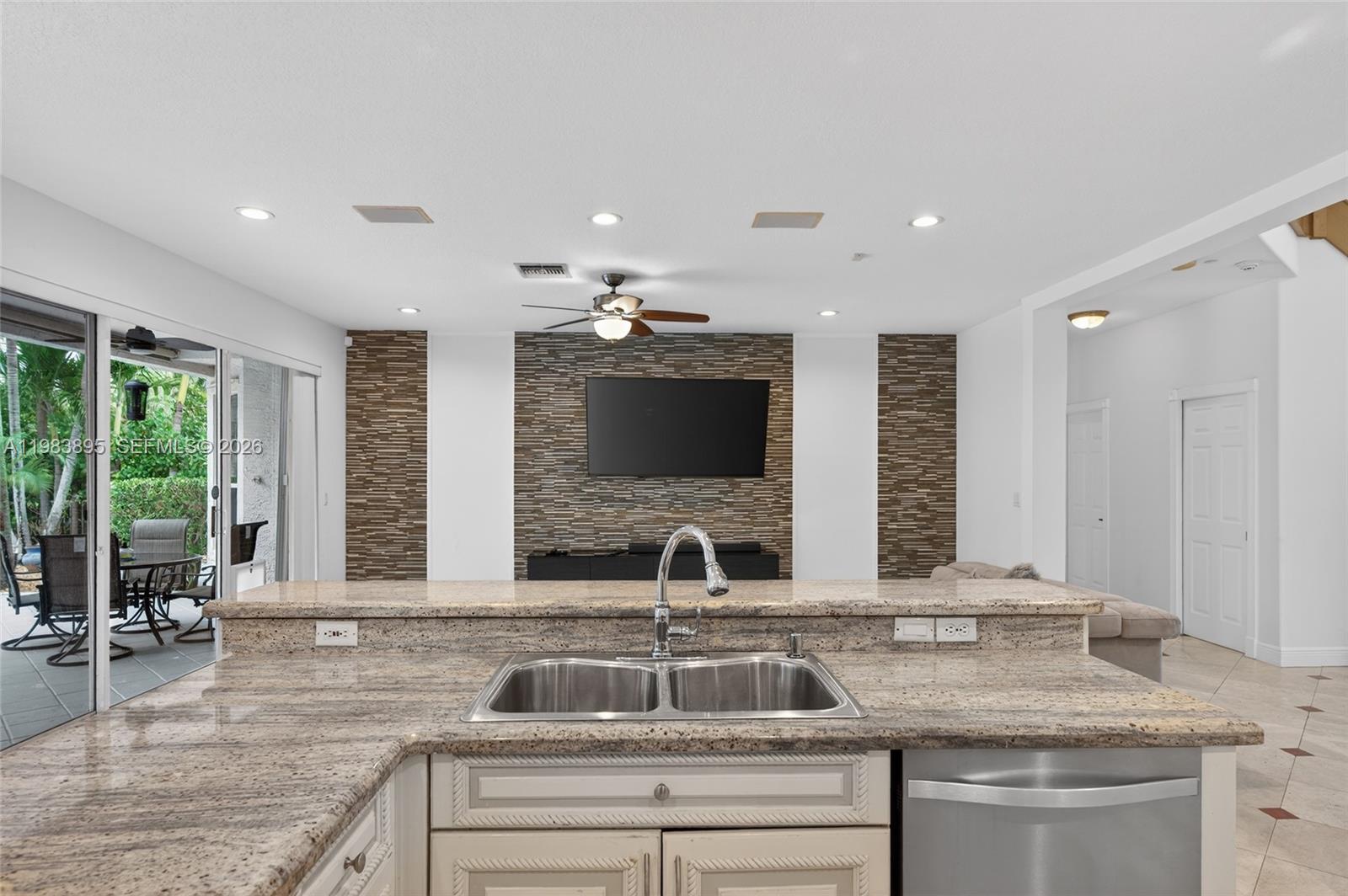 SILVER LAKES PHASE III RE - Residential