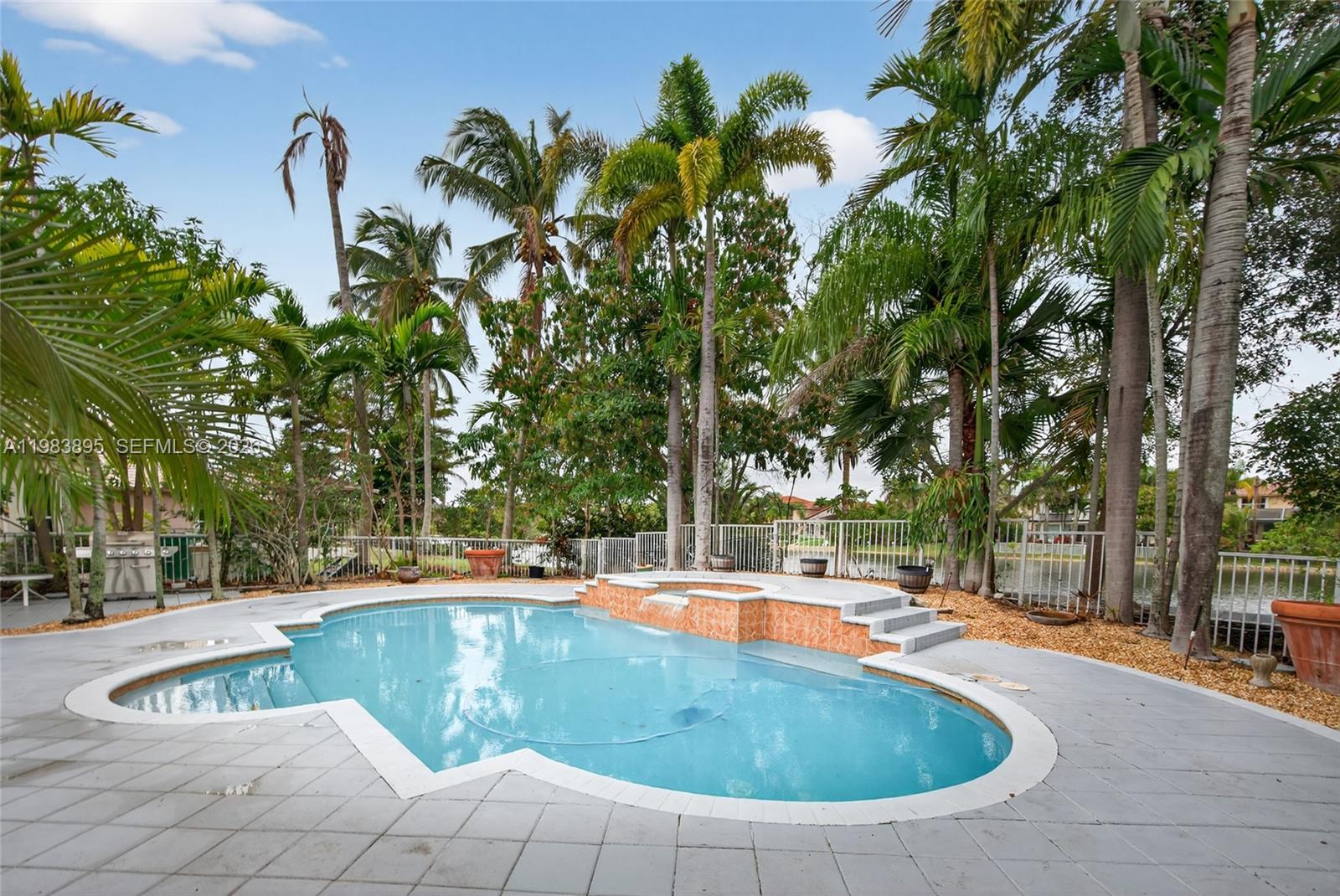 SILVER LAKES PHASE III RE - Residential