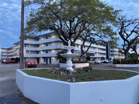 443 NE 195th St 436 Miami FL 33179