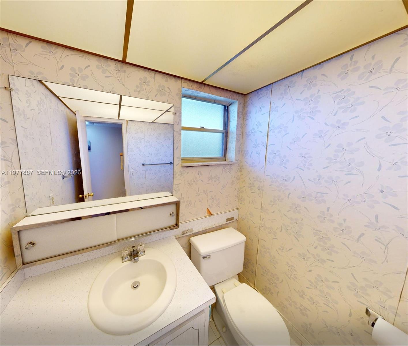 MEADOWBROOK TOWERS CONDO - Residential