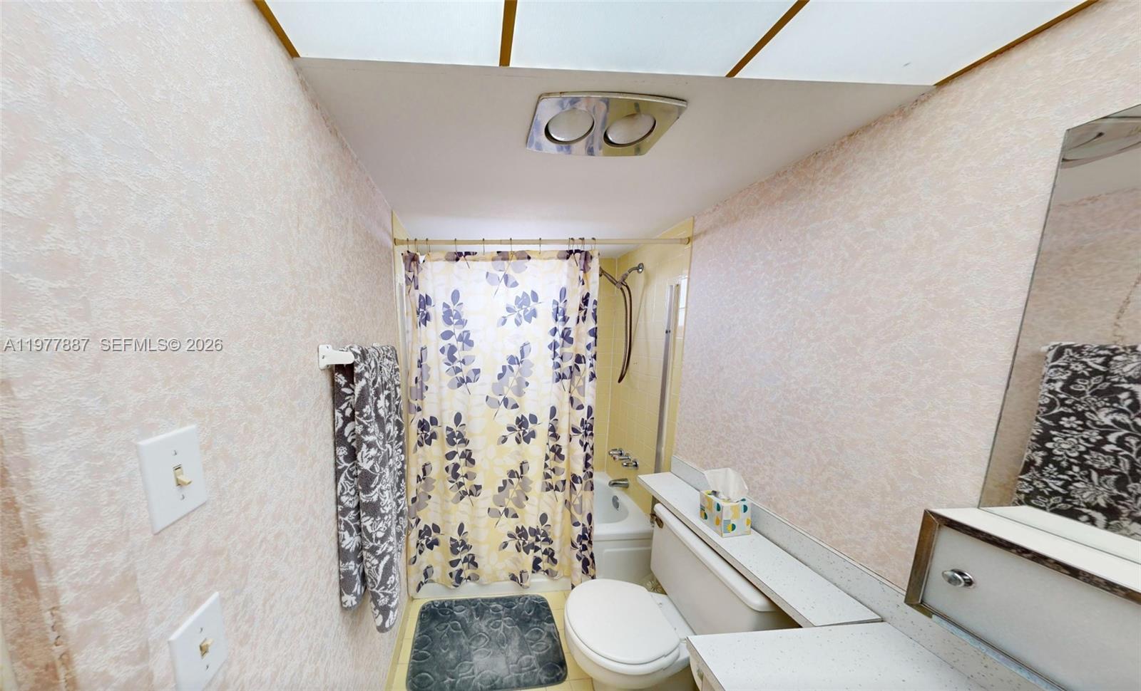 MEADOWBROOK TOWERS CONDO - Residential