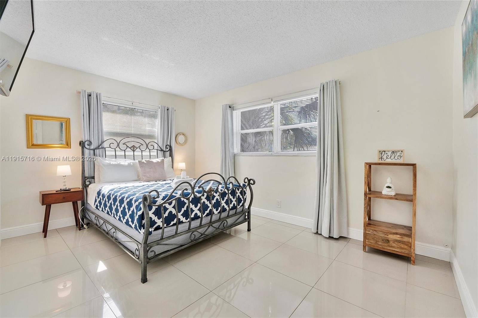 CORAL HIGHLANDS - Residential