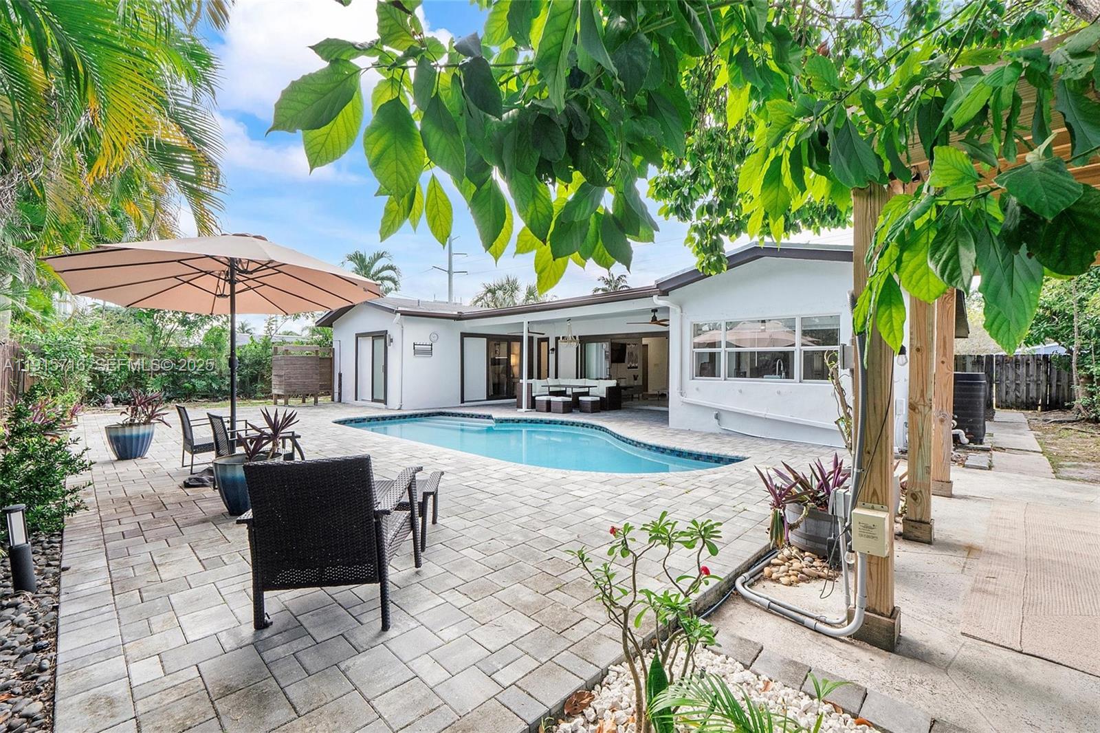 CORAL HIGHLANDS - Residential