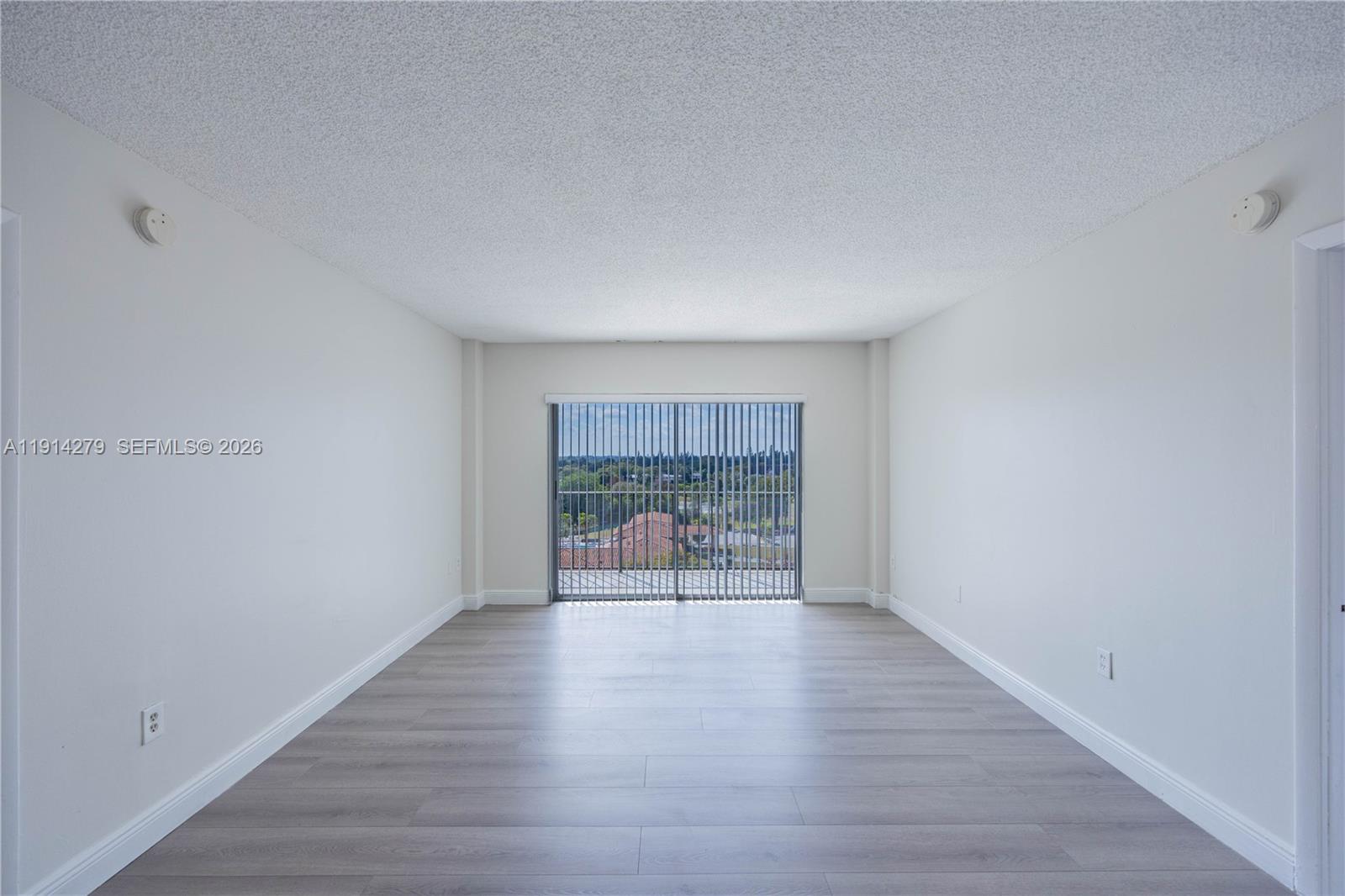 MANORS OF INVERRARY XII - Residential