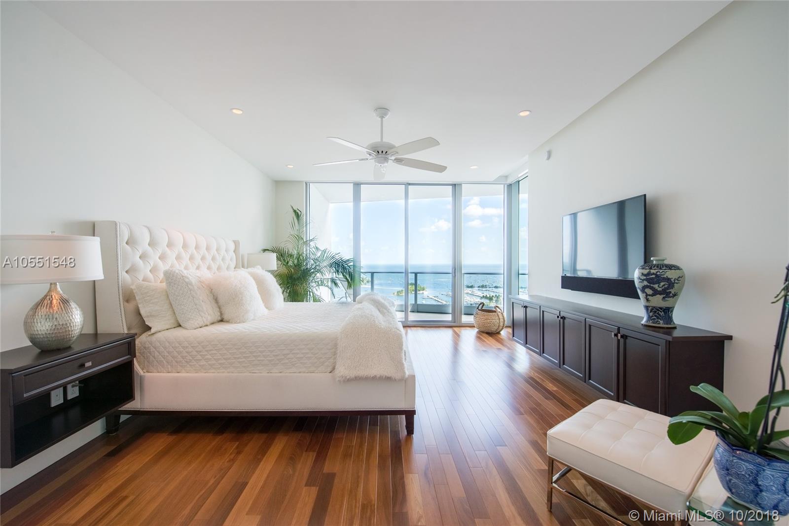 GROVENOR HOUSE CONDO - Residential