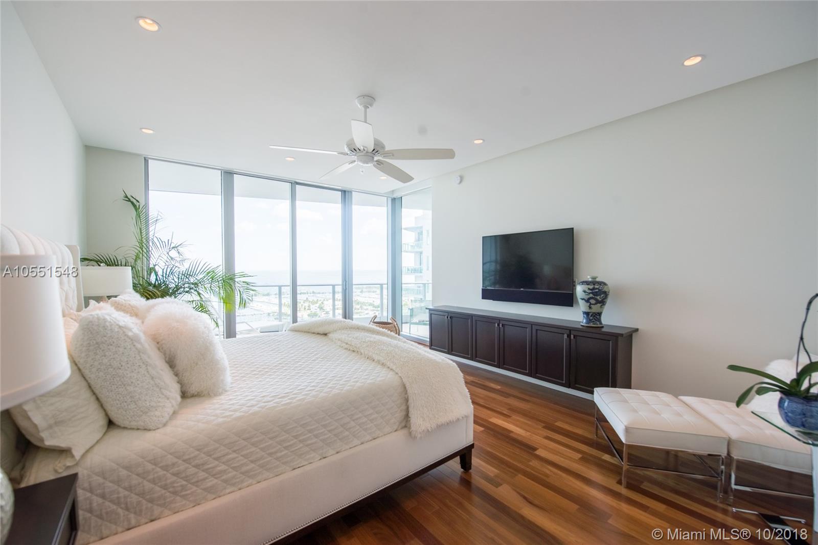 GROVENOR HOUSE CONDO - Residential