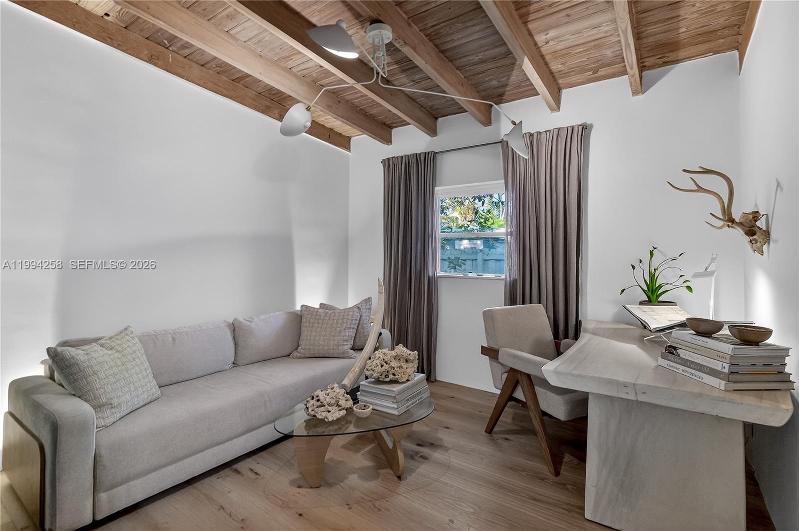 RIVERLAND VILLAGE SEC ONE - Residential Lease