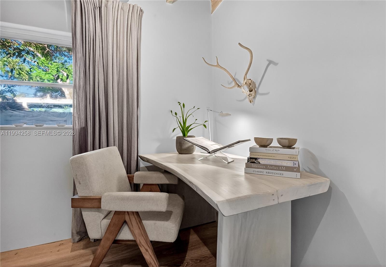 RIVERLAND VILLAGE SEC ONE - Residential Lease