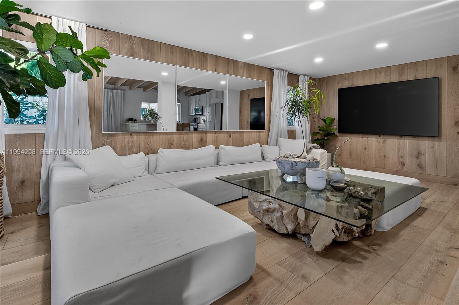 RIVERLAND VILLAGE SEC ONE - Residential Lease