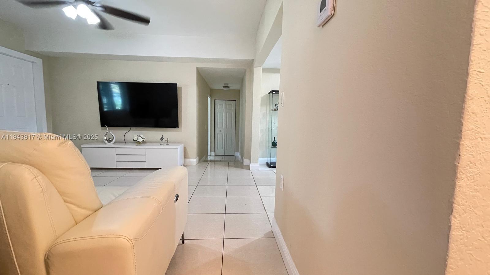 GUNTON HEIGHTS - Residential