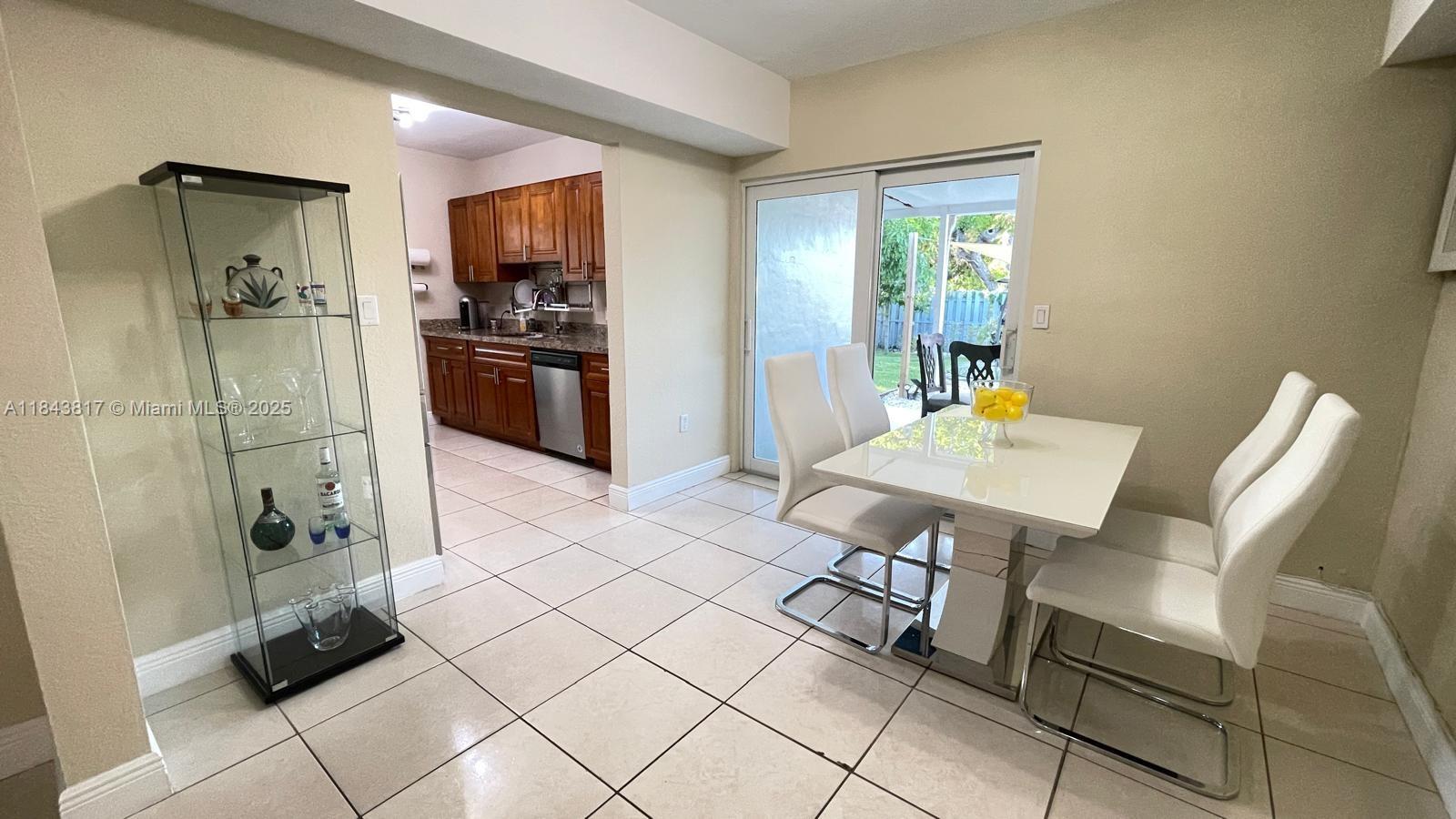 GUNTON HEIGHTS - Residential