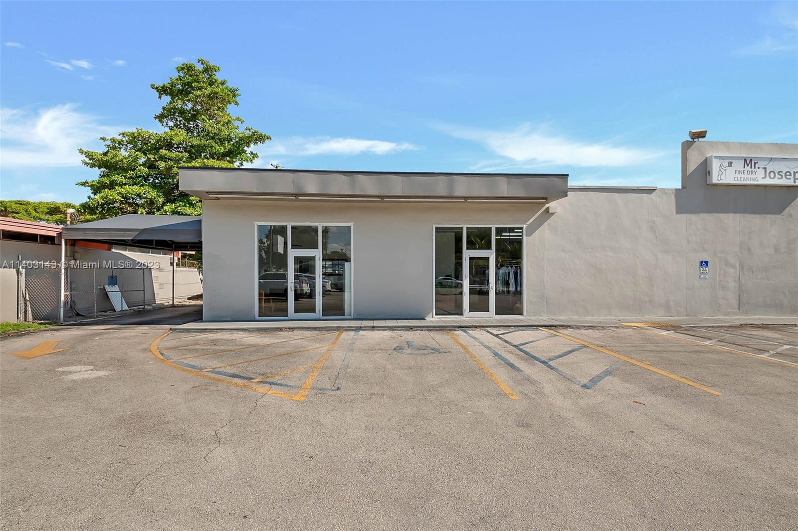 South Miami, Florida 33155, United States, ,Commercial,Active,72543