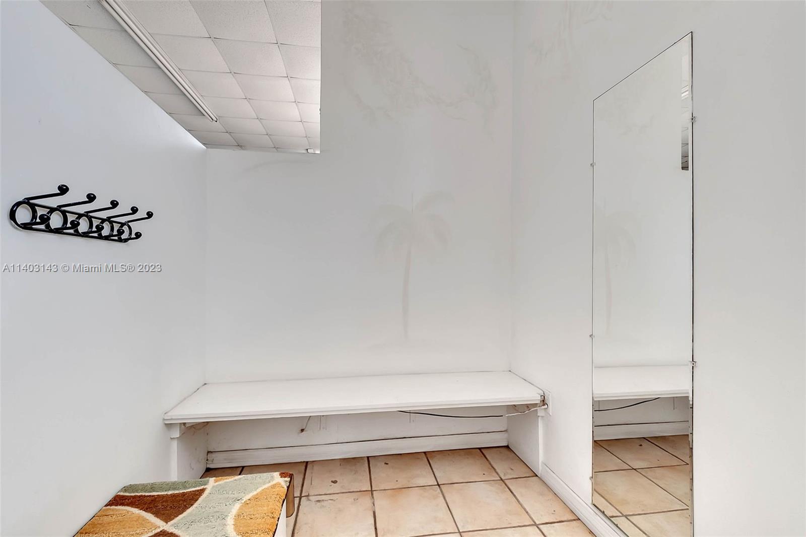 South Miami, Florida 33155, United States, ,Commercial,Active,72543