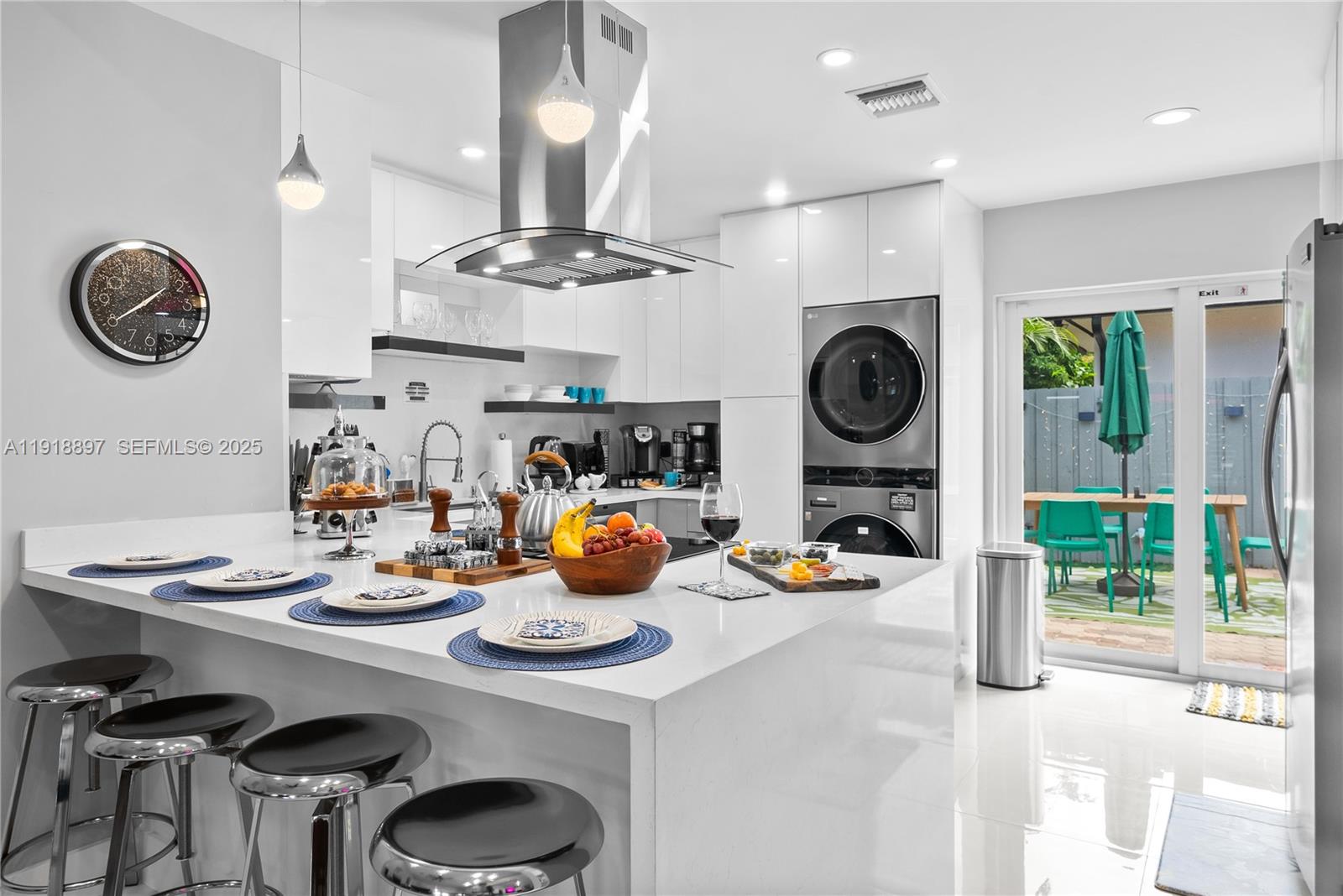 CORAL RIDGE - Residential Lease