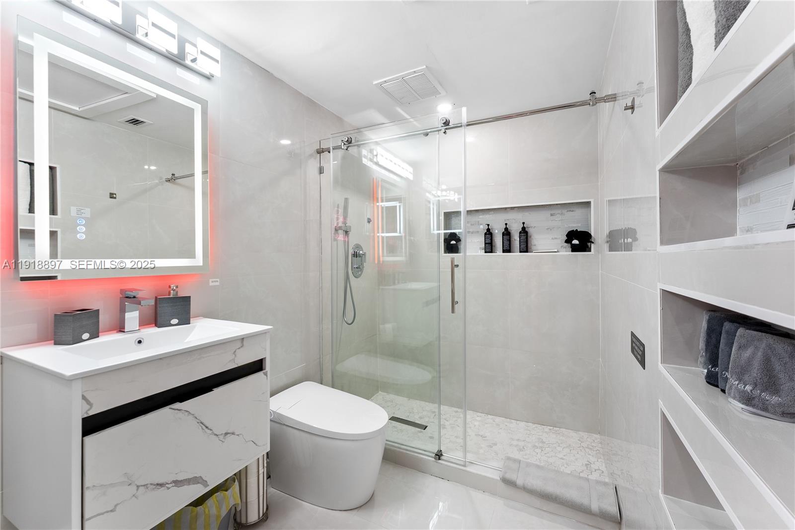 CORAL RIDGE - Residential Lease