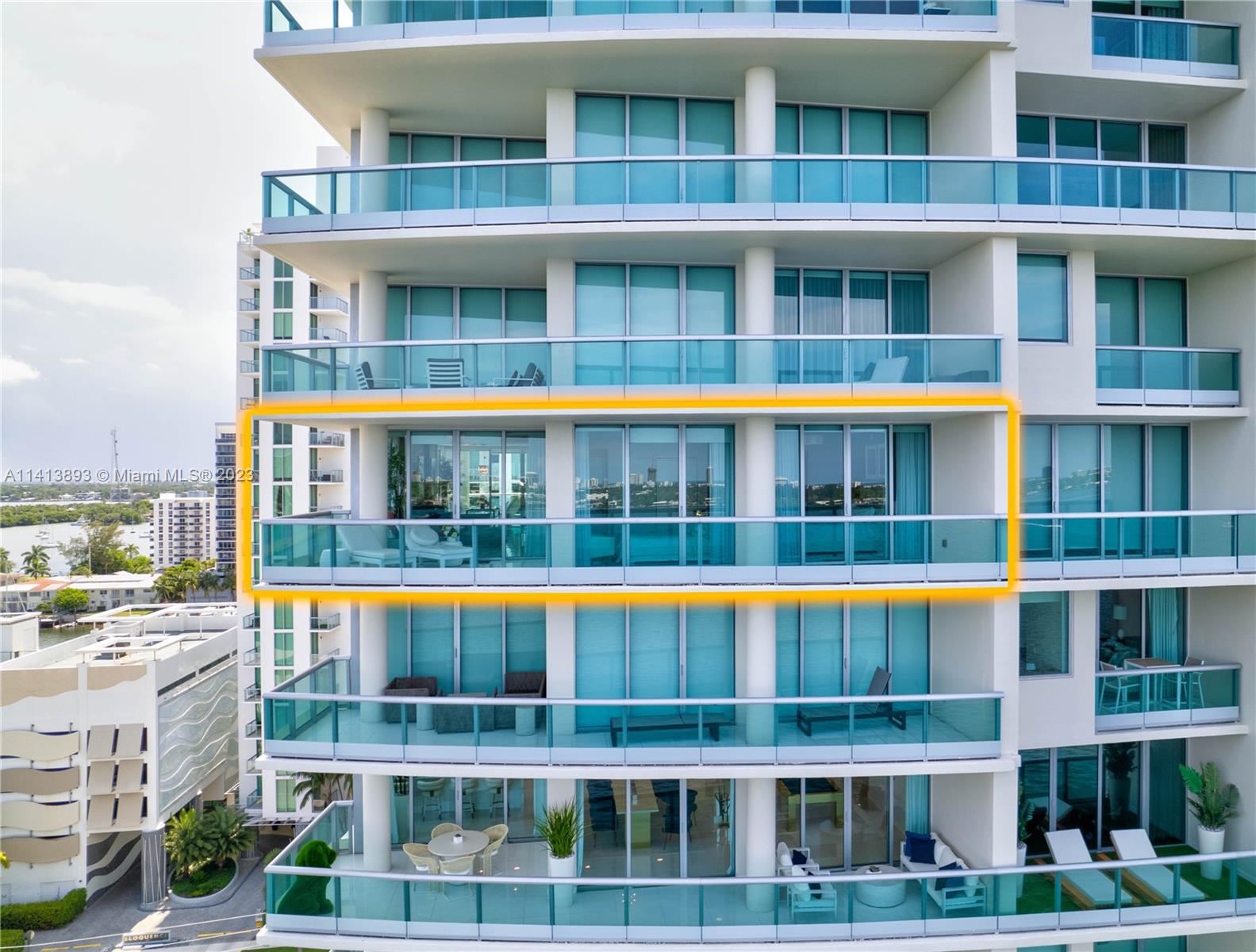 CIELO ON THE BAY CONDO - Residential