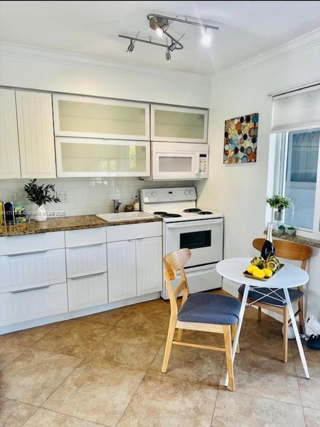 Photo of 2756 NE 32nd St #3, Fort Lauderdale, FL 33306 (MLS # A11717916)