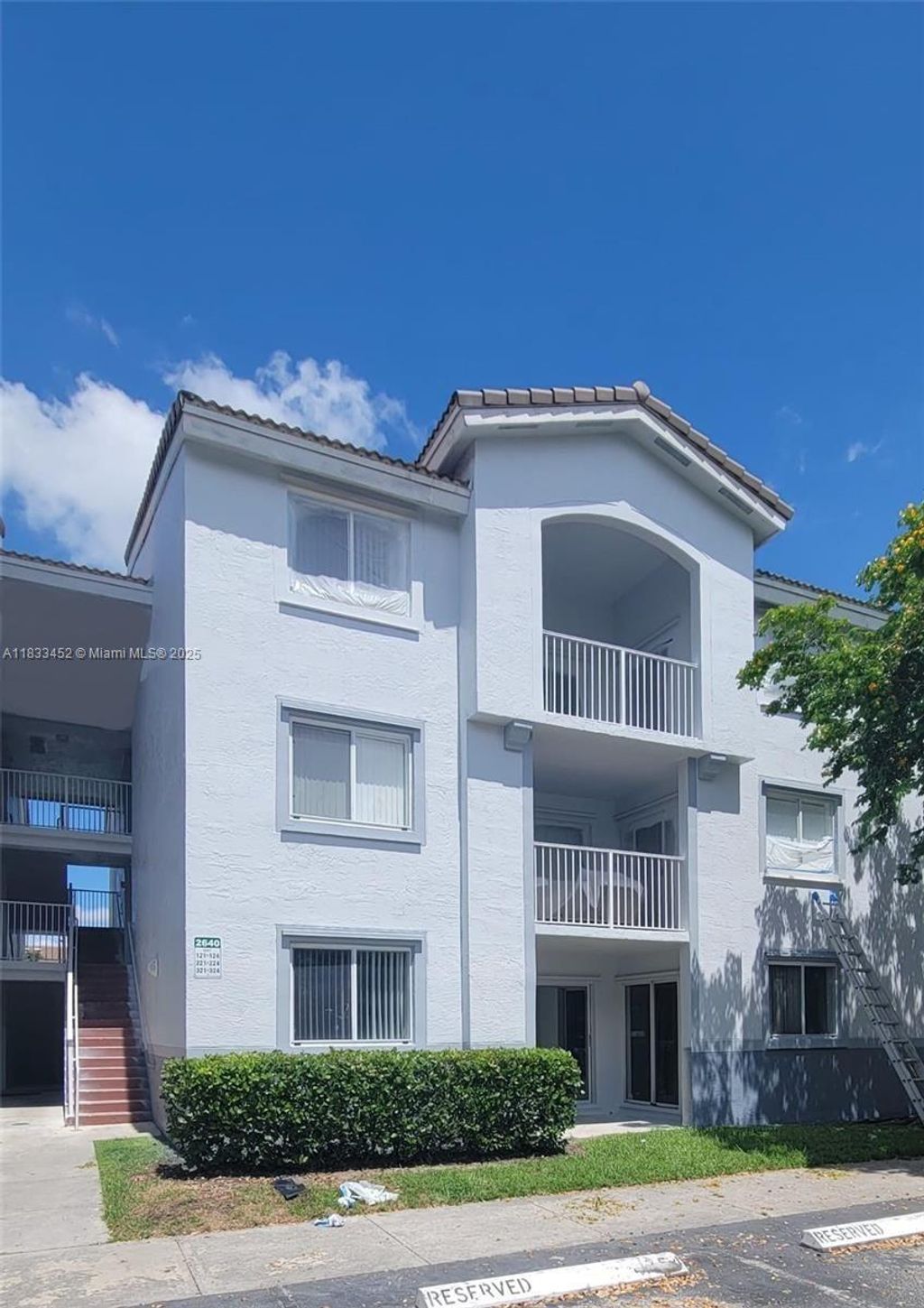 Photo of 2640 S University Dr #118, Davie, FL 33328 (MLS # A11833452)