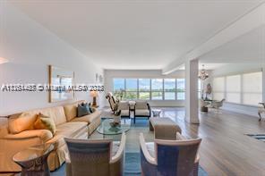 Photo 4 of 12 of 9100 W Bay Harbor Dr 6D condo