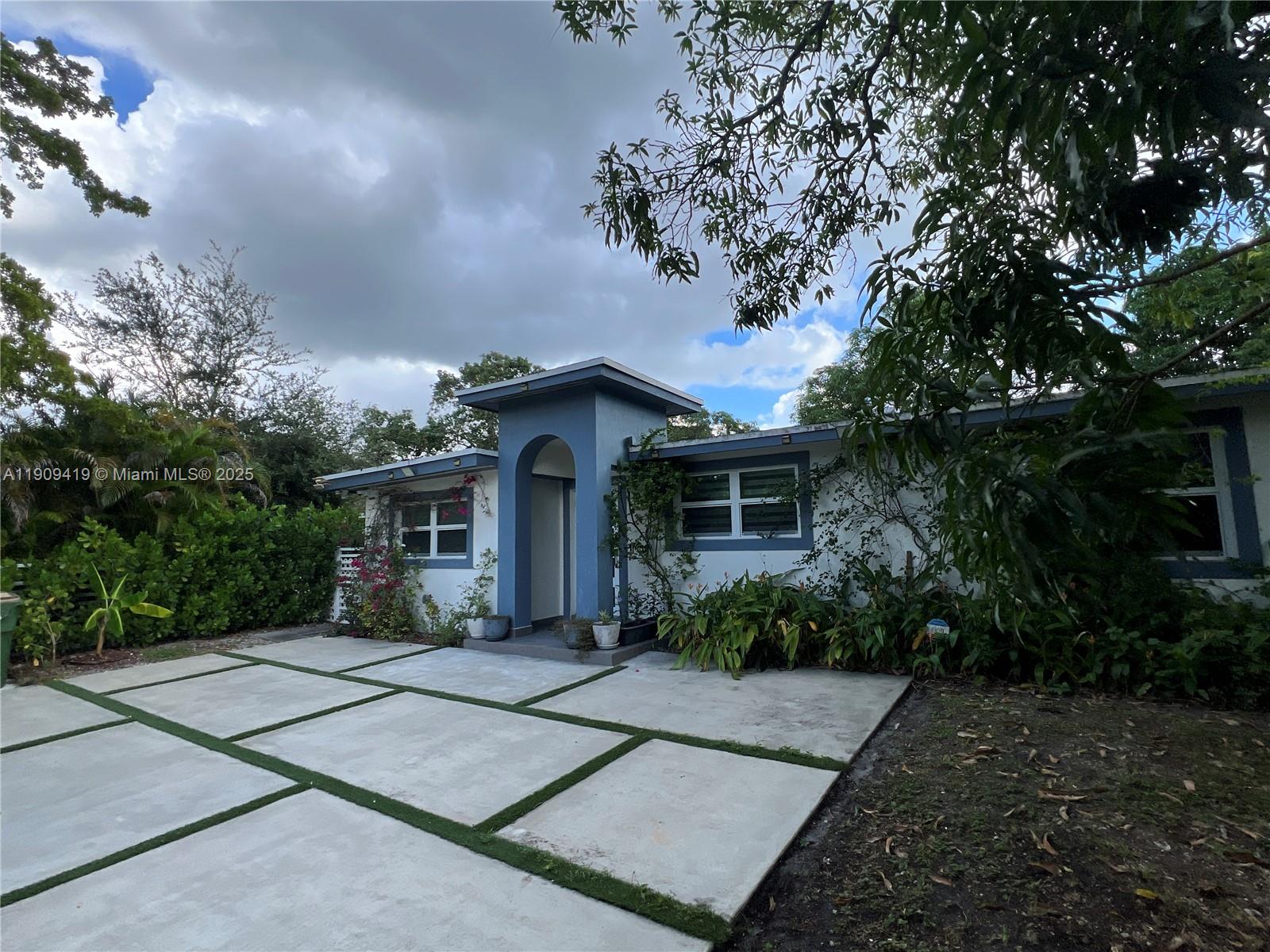 OVERBROOK SHORES - Residential