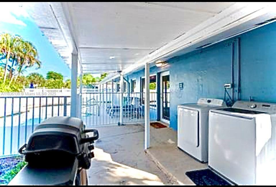 POMPANO SHORES - Residential Lease