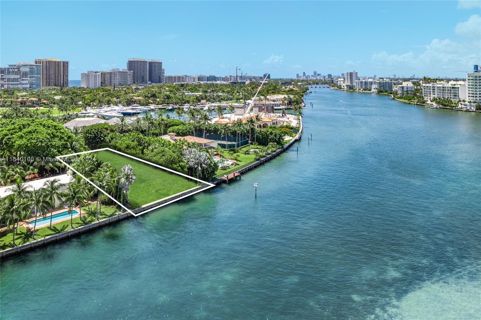 BAL HARBOUR RESIDENTIAL S - Land