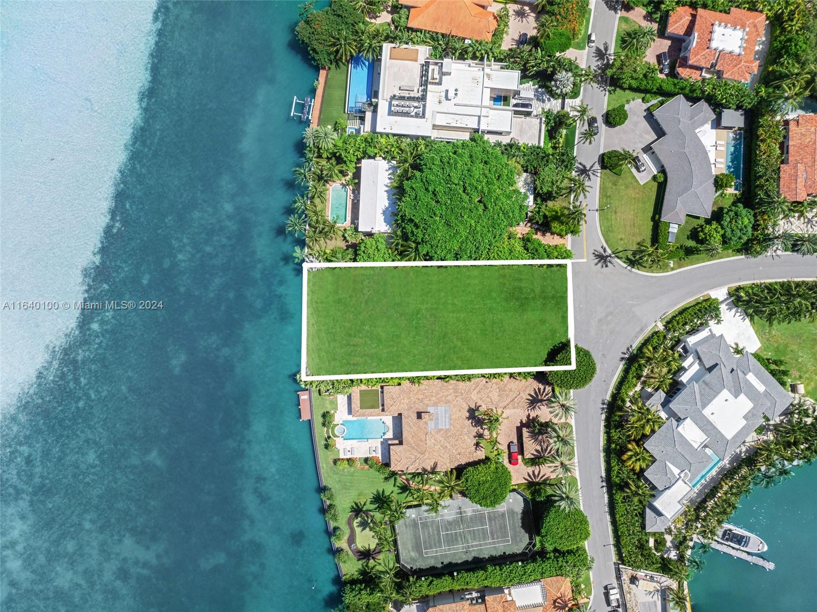 BAL HARBOUR RESIDENTIAL S - Land