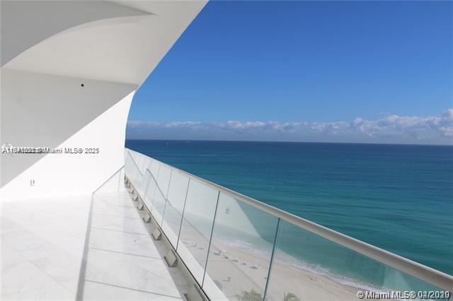 16901 Collins Ave 1202