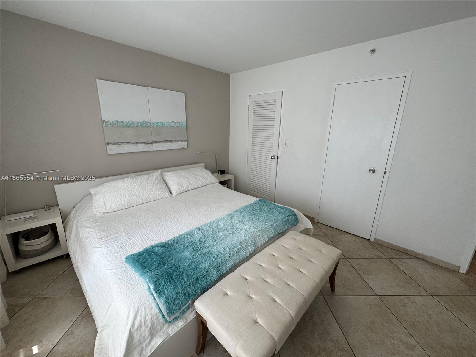 CARLISLE ON THE OCEAN CON - Residential Lease