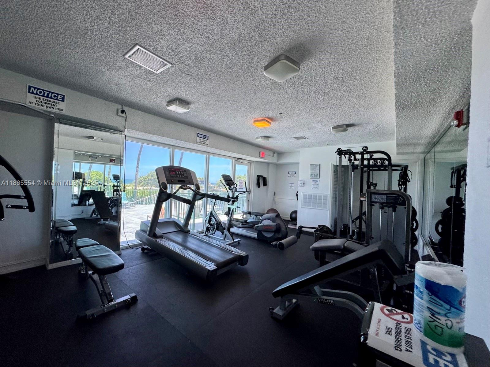 CARLISLE ON THE OCEAN CON - Residential Lease