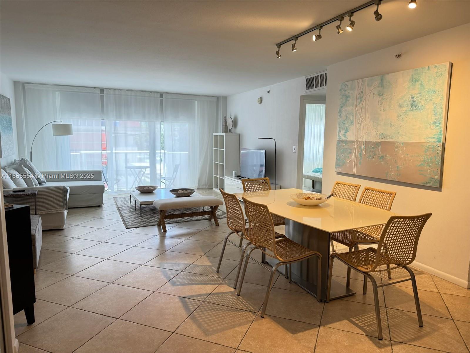 CARLISLE ON THE OCEAN CON - Residential Lease