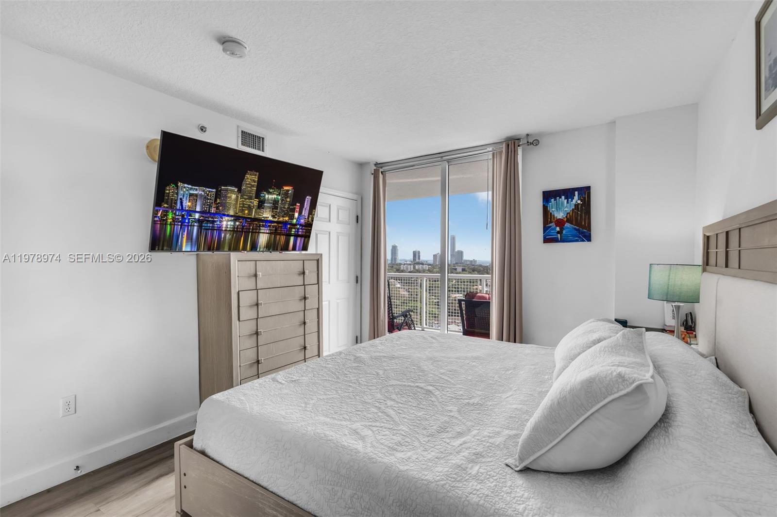 BRICKELL VISTA CONDO - Residential